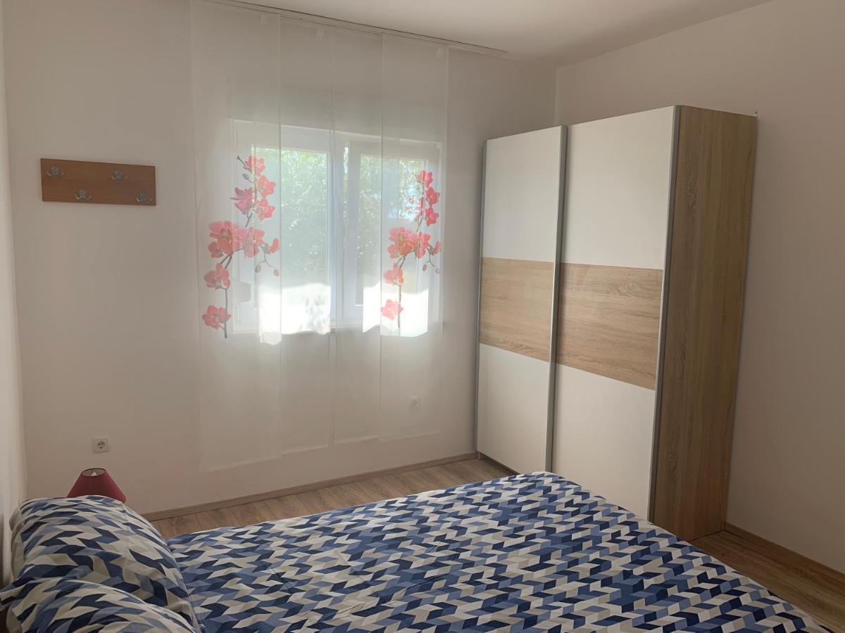 Apartment Roni Zadar Bagian luar foto