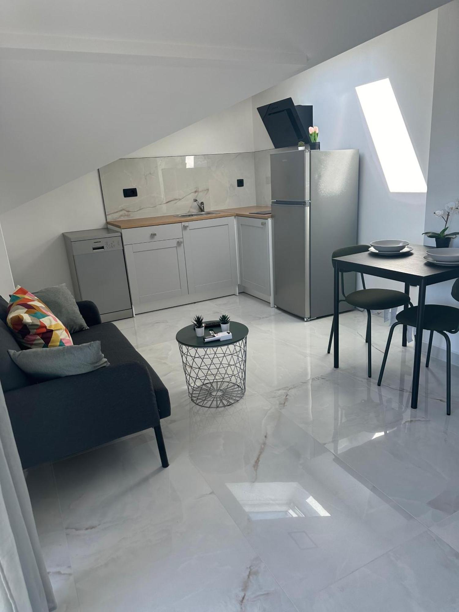 Apartment Roni Zadar Bagian luar foto