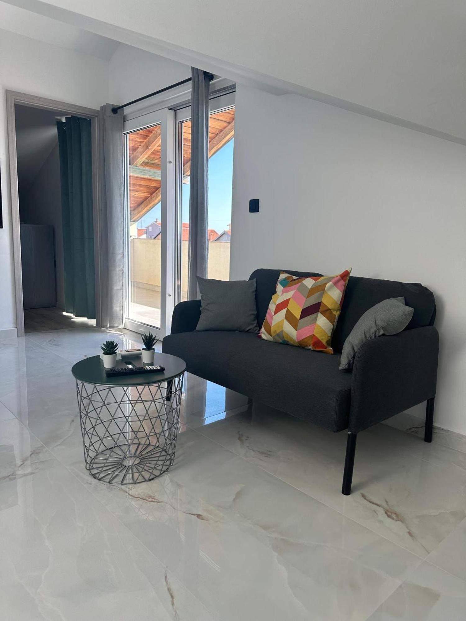Apartment Roni Zadar Bagian luar foto