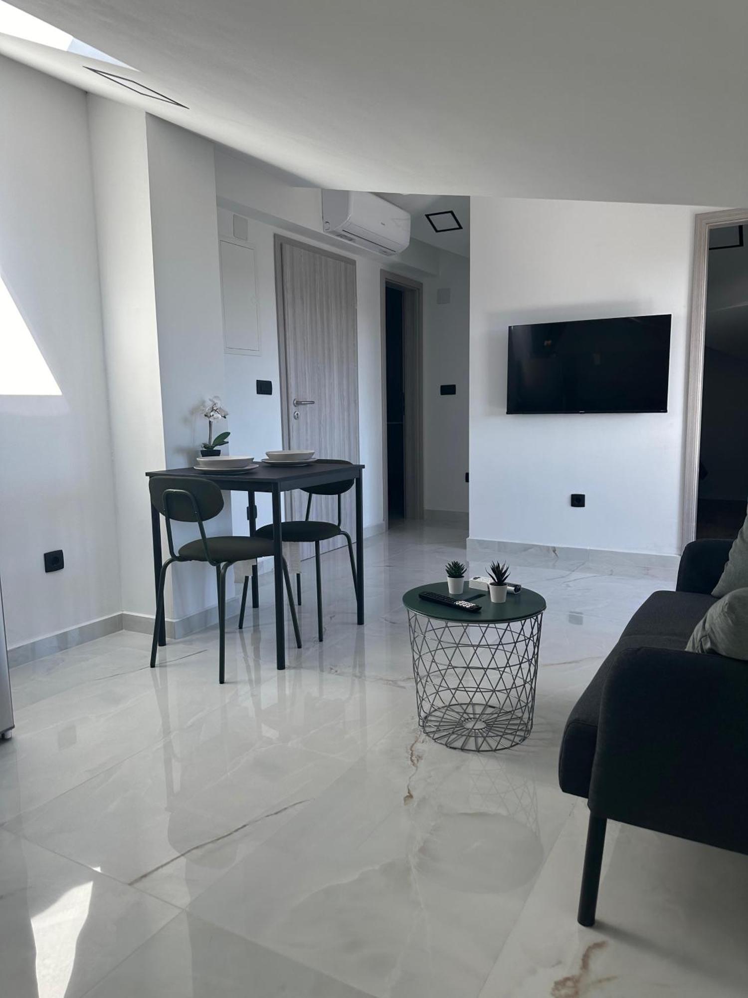 Apartment Roni Zadar Bagian luar foto