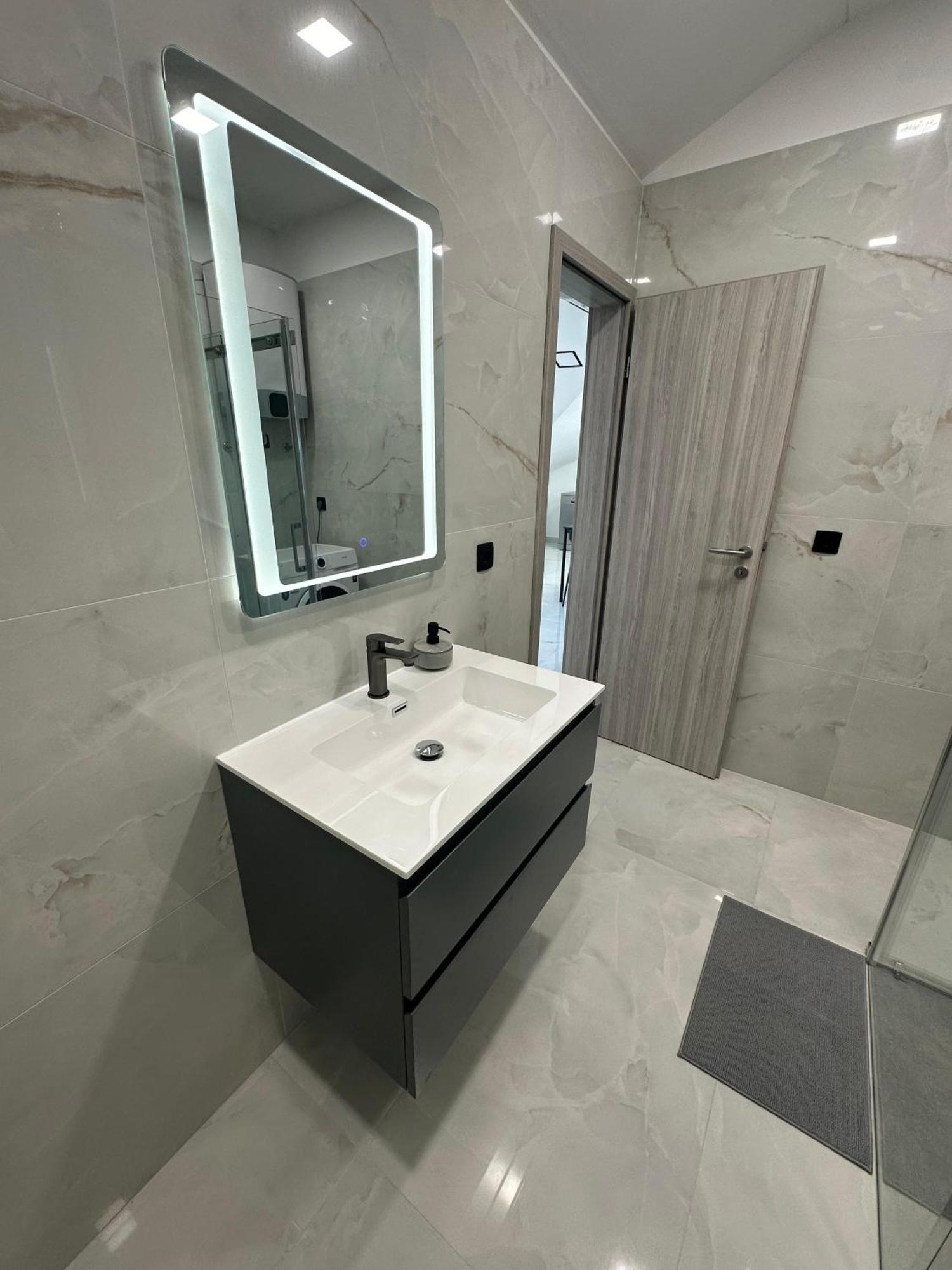 Apartment Roni Zadar Bagian luar foto